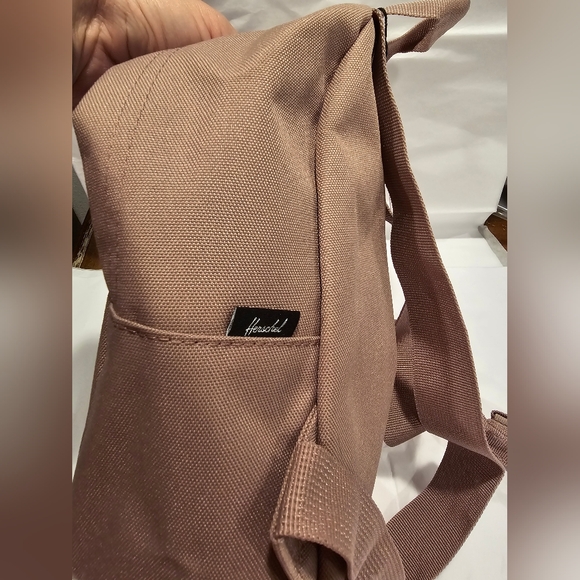 Herschel backpack Sold out Nwt rose color - Picture 4 of 6